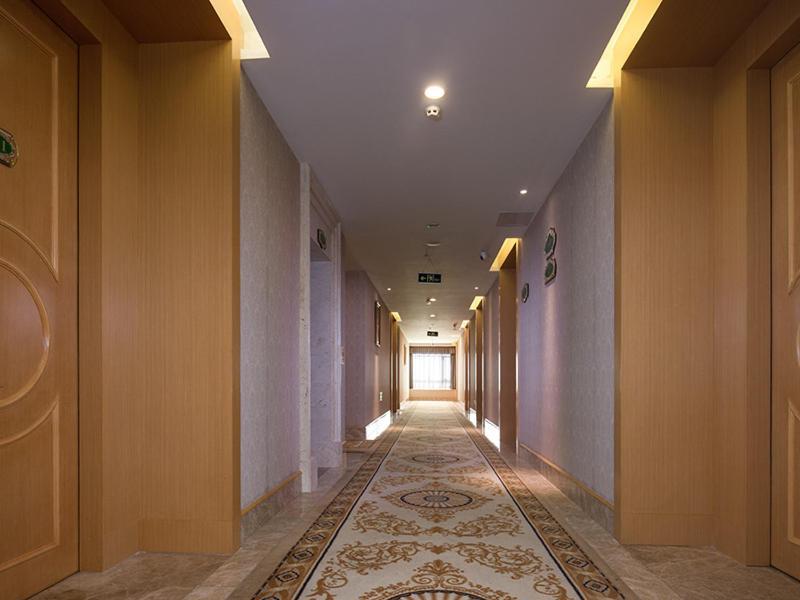 Vienna 3 Best Hotel Dongguan Liaobu Veicle City Extérieur photo